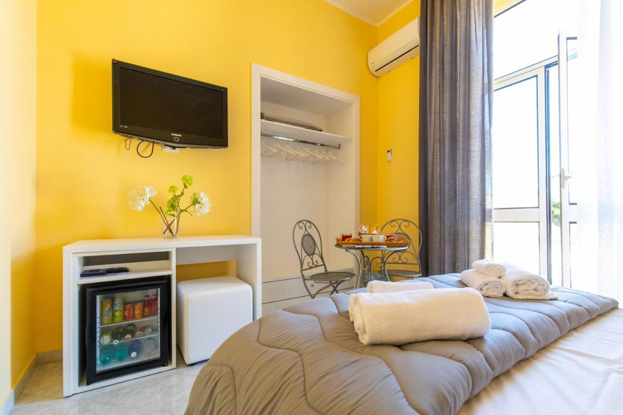 B&B Trianon Nápoly Kültér fotó